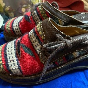 Born clogs